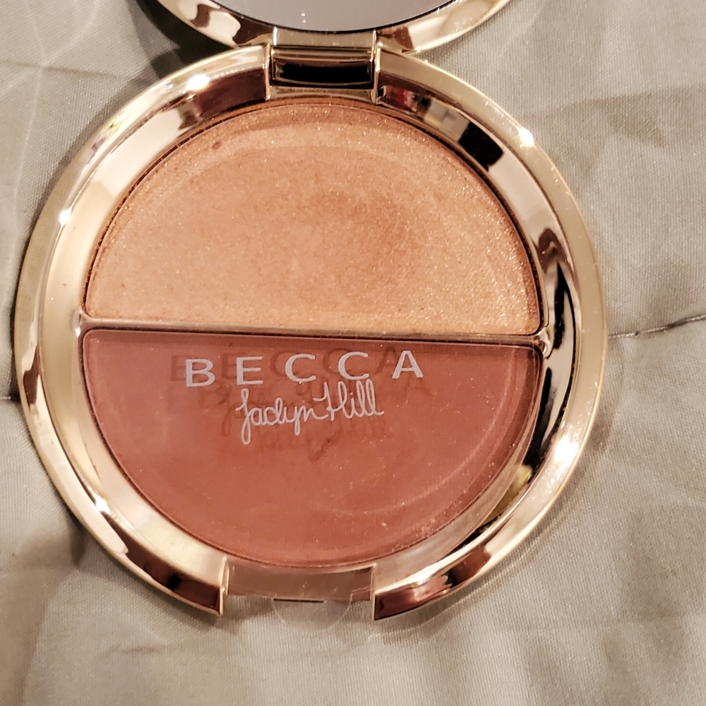 COPY - Shimmering  skin perfection